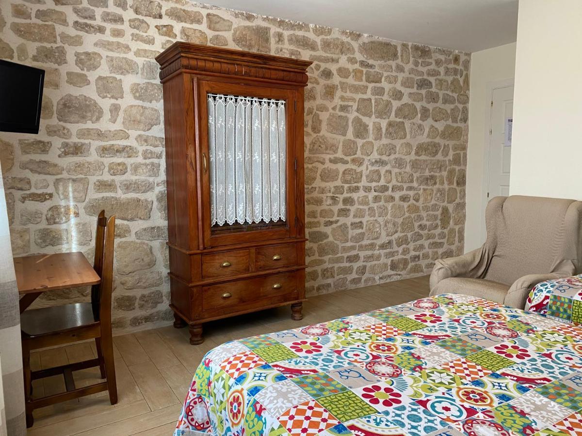La Morada Del Cid Burgos Guest House Vivar del Cid Luaran gambar