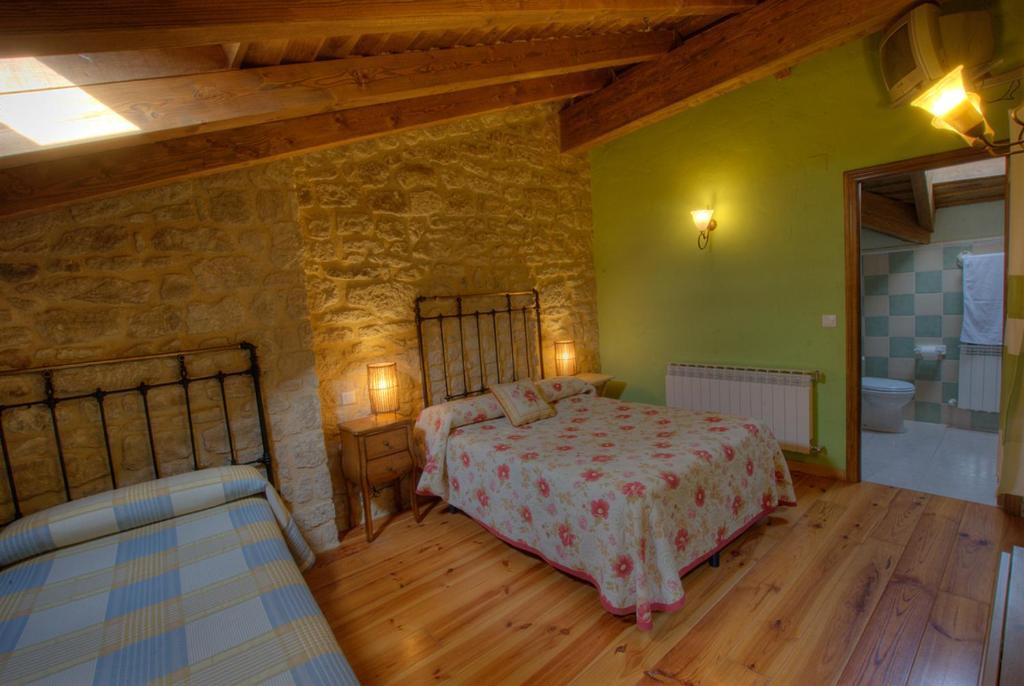 La Morada Del Cid Burgos Guest House Vivar del Cid Luaran gambar